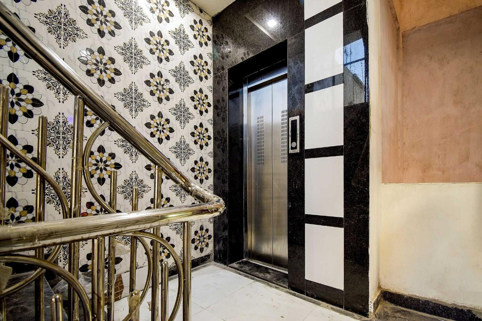 Oyo Flagship Mariyam Service Apartments Nagpur Eksteriør bilde